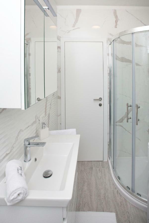 Villa Apartments Art Trogir Exterior photo
